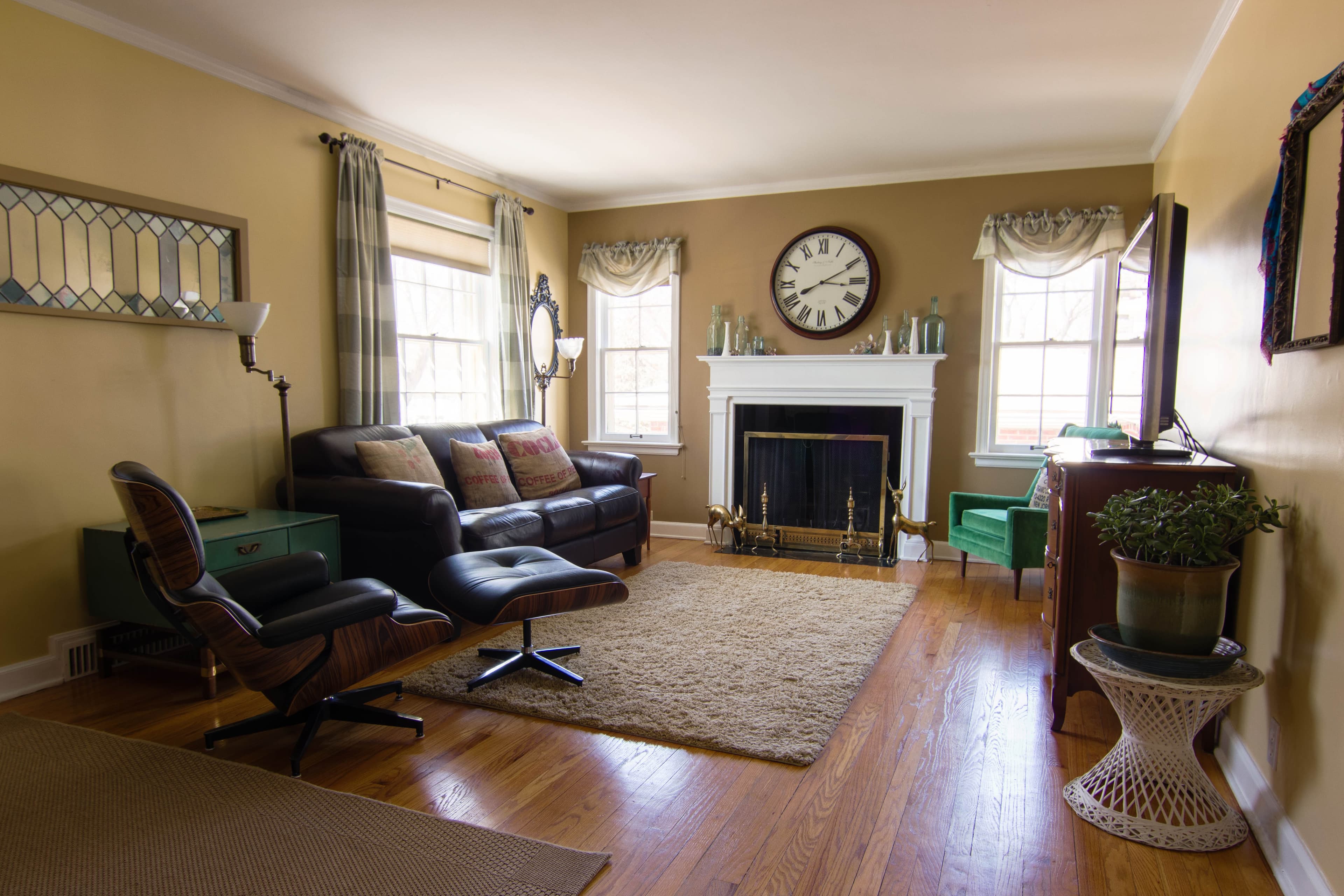 Living room transformation - before